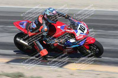 media/Oct-30-2025-Racers Edge (Thu) [[dabbdaf680]]/3-B Group/Session 3 (Turn 15 Inside)/